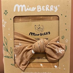 NIB organic cotton swaddle and headband